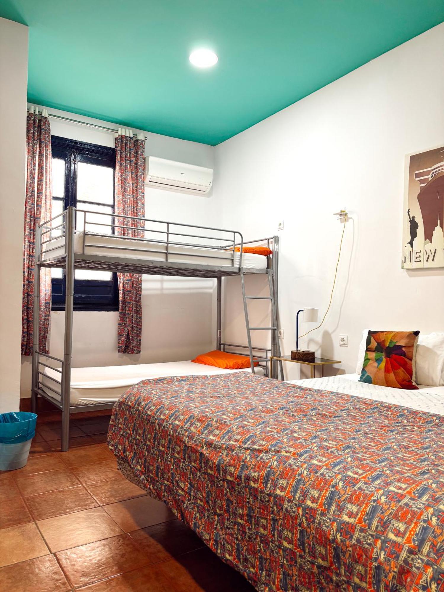 Rio Hostel إشبيلية المظهر الخارجي الصورة
