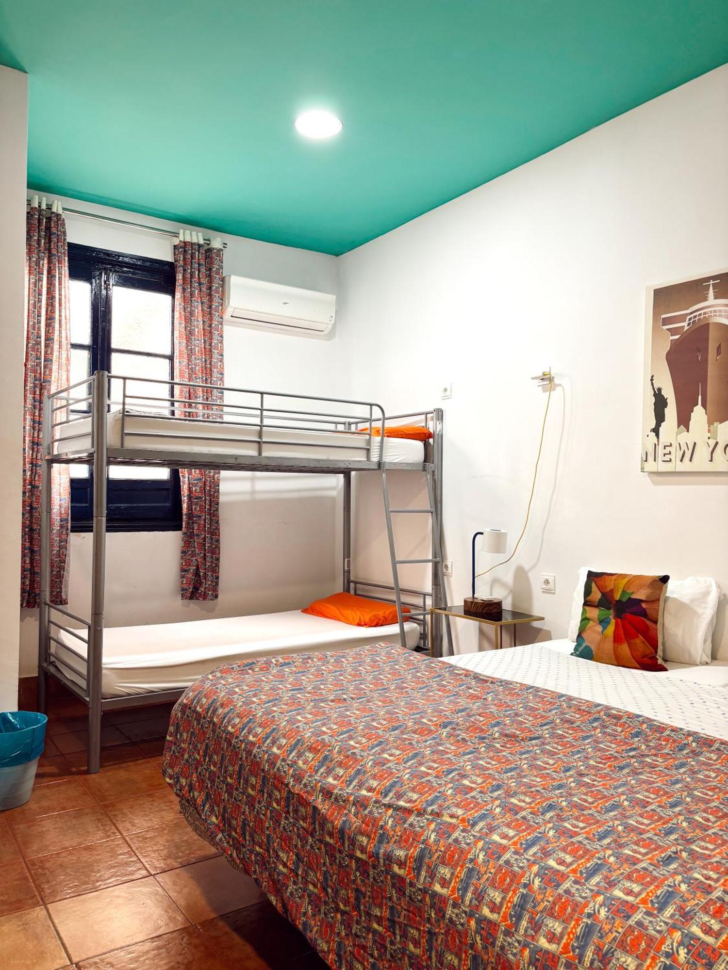 Rio Hostel إشبيلية المظهر الخارجي الصورة